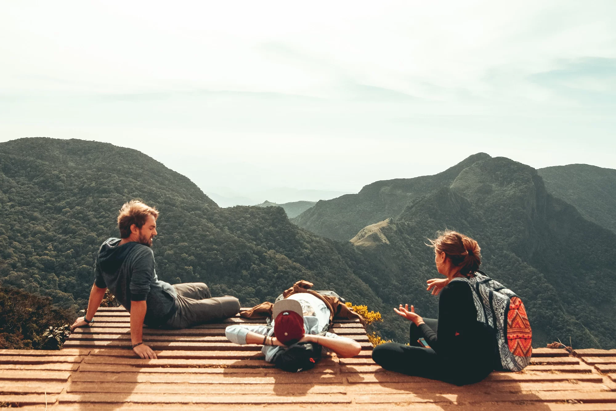 From Planning to Budgeting: 5 Tips on How to Travel with Friends