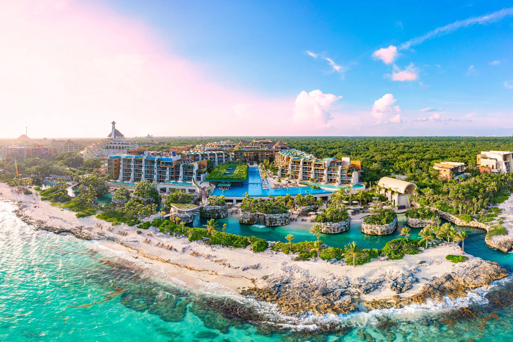 All-Inclusive vs. Standard Resorts: Which Incentive Trip Accommodations Are Best?